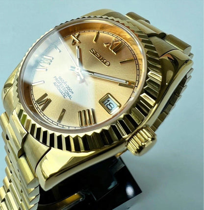 CLASSIC GOLD ROMAN